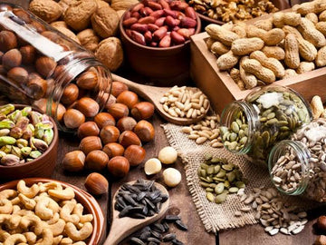 المكسرات سر الصحة والذوق الرفيع مع تمرات
