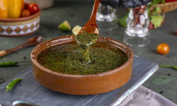 شوربة ملوخية سريعة بالملوخية الباودر من تمـرات، جاهزة في دقائق وطعمها أصيل. وصفة صحية وخفيفة مثالية للعشاء السريع.